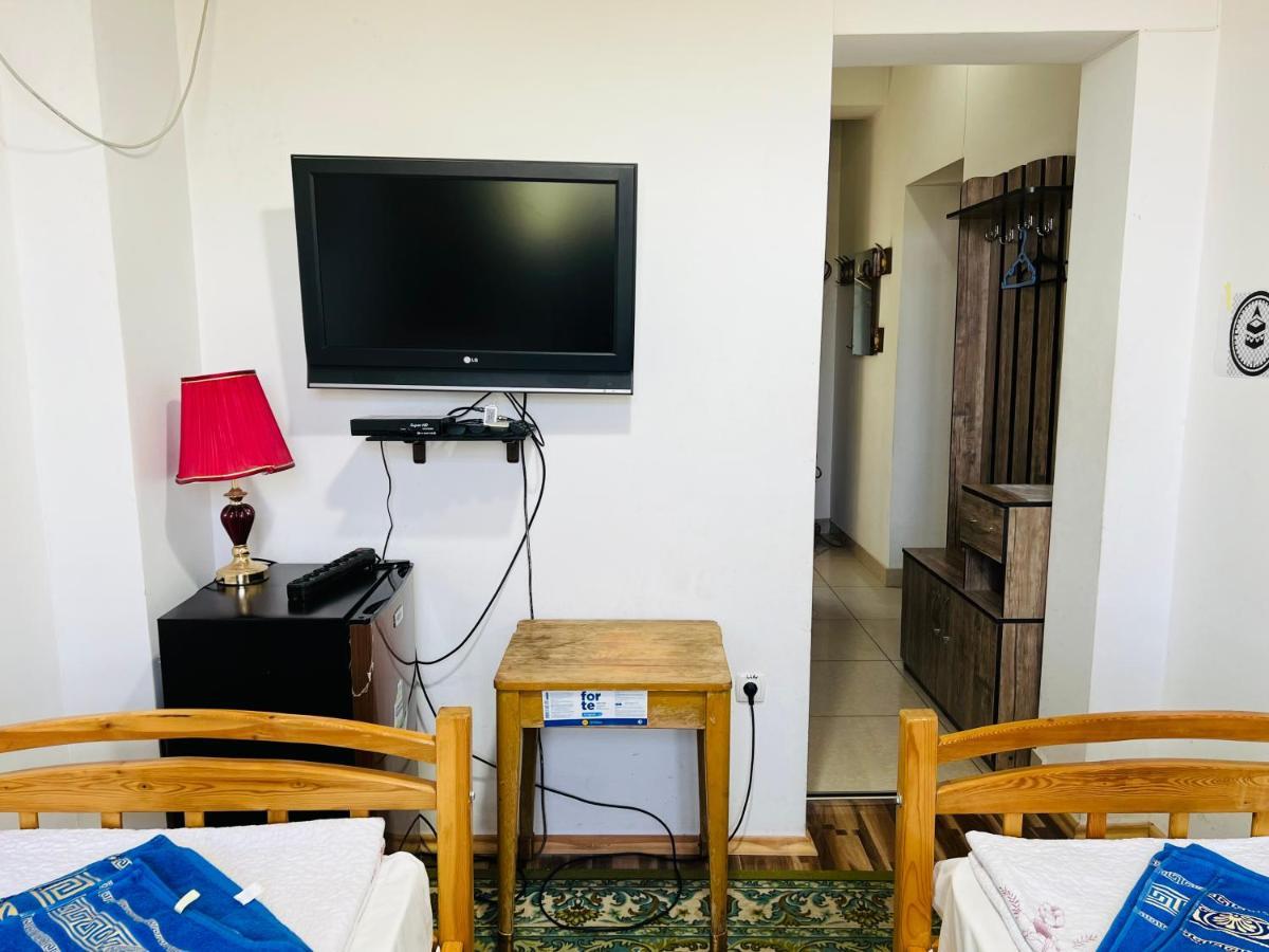 Hotel-Riverside Tasken Kültér fotó